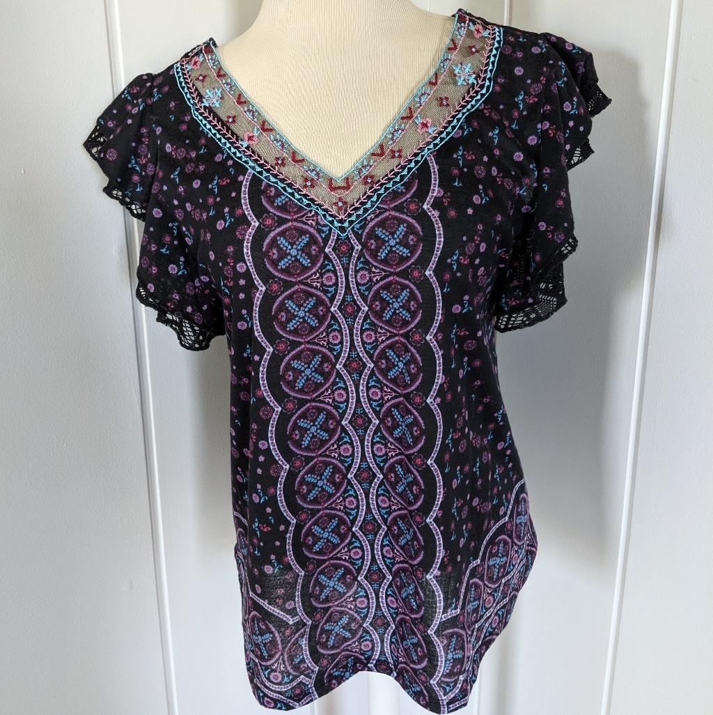 Patterned Tshirt